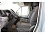 Volkswagen Crafter Bedrijfswagens Trendline L3H3 140 pk GVW 3.5T Handgeschakeld Volkswagen Bedrijfswagens Crafter Trendline L3 2.0 TDI EU6 103 kW (140 pk) GVW 3.5T  WB 3640 MM 6 versn. Han | Camera | Cruise | Trekhaak | Keyless start | Clima