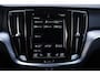Volvo V60 B3 Momentum / Stoel/Stuurwiel verwarming | PDC V/A | Parkeercamera | Carplay |Navigatie / Electrische trekhaak /