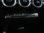 Mercedes-Benz B-klasse 180 Business Solution AMG | Panoramadak | Stoelverwarming | Apple CarPlay | Parkeerpakket met Camera | Inclusief 24 maanden Mercedes-Benz Certified garantie voor Europa.