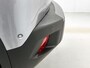 Peugeot 2008 SUV Allure Hybrid 136 pk Automaat | Navigatie | Achteruitrijcamera | Parkeersensoren Voor en Achter | LED Koplampen | Keyless Entry/Start | Dodehoek Detectie | Climate Control | Adaptieve Cruise Control | 17" Lichtmetalen Velgen | Apple Carplay/Android Auto |