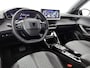 Peugeot 2008 SUV Allure Hybrid 136 pk Automaat | Navigatie | Achteruitrijcamera | Parkeersensoren Voor en Achter | LED Koplampen | Keyless Entry/Start | Dodehoek Detectie | Climate Control | Adaptieve Cruise Control | 17" Lichtmetalen Velgen | Apple Carplay/Android Auto |