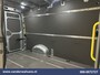 Volkswagen Crafter 2.0 TDI 141pk L3H3 L2H2 Euro6 Airco | Camera | Navigatie | Android Auto | Stoelverwarming Parkeersensoren, Bijrijdersbank, 3000kg trekvermogen, zilver
