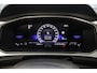 Volkswagen T-Roc Life Edition 1.0 TSI 115pk Adaptive cruise control, Achteruitrijcamera, Parkeersensoren, Stoelverwarming, LED koplampen, Airco, DAB, Radio, Bluetooth