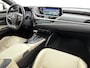 Lexus ES 300h Executive Line | Stoelverwarming en -ventilatie | 360 graden camera | Premium Navigatie | Schuifdak |