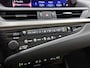Lexus ES 300h Executive Line | Stoelverwarming en -ventilatie | 360 graden camera | Premium Navigatie | Schuifdak |