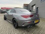 Mercedes-Benz CLA 180 AMG Line Panoramadak-/ Schuif-kanteldak Widescreen Keyless Entry Head-Up Display Ambienteverlichting ACC 19 Inch LED 360 Graden Camera Night Pakket BTW Vol!!