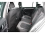 Volkswagen Golf 1.4 TSI Business Edition R Connected (NAVIGATIE, PARKEERSENSOREN, STOELVERWARMING, LED)
