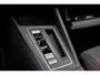Volkswagen Golf 1.5 eTSI Style PANO ELECTRISCHE STOELEN NL AUTO