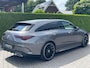 Mercedes-Benz CLA Shooting Brake 180 AMG Line Automaat | OPEN SCHUIF/KANTEL DAK | LEER/ALCANTARA BEKLEDING