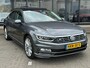 Volkswagen Passat 2.0 TDI Business Edition R l ACC l PANO l XENON