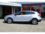 Volvo V40 Cross Country 2.0 D3 150pk Momentum Pano|Leder|Navi|Clima|Cam