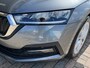 Skoda Octavia Combi 1.0 TSI Ambition / GARANTIE TM 10-2027/ SMARTLINK/ PARK.SENSOREN V+A/ CRUISE CONTROL/ KEYLESS/ LANE-ASSIST/ DIGITAL DASH/ DAB/ NAVI/ CLIMA/ SPRAAK BEDIENING/ ISOFIX/ 17'' LMV