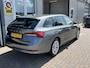 Skoda Octavia Combi 1.0 TSI Ambition / GARANTIE TM 10-2027/ SMARTLINK/ PARK.SENSOREN V+A/ CRUISE CONTROL/ KEYLESS/ LANE-ASSIST/ DIGITAL DASH/ DAB/ NAVI/ CLIMA/ SPRAAK BEDIENING/ ISOFIX/ 17'' LMV