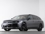 Volkswagen Passat Variant R-Line 1.5 eHybrid 272 pk Automaat | Black style | IQ-Matrix LED | Panoramadak | 18" velgen | Head-up | Keyless | 360 camera |