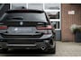BMW 3-Serie 330e xDrive M-Sport | Shadow | Adapt. Cruise | Trekhaak | 18' inch |