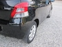 Toyota Yaris 1.3 VVTi Comfort 5drs met trekhaak apk 08-07-2026
