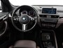 BMW X1 sDrive20i 192 PK AUT. + TREKHAAK | PANORAMA | SPORTSTOELEN LEDER | HEAD-UP | CAMERA | STOELVERWARMING