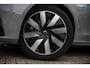 Volvo V90 2.0 T6 Plug-in hybrid AWD Ultra Dark | Schuif-/kanteldak | Trekhaak | Adaptieve LED koplampen | Harman Kardon audio | Adaptieve Cruise Control |