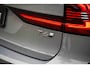 Volvo V90 2.0 T6 Plug-in hybrid AWD Ultra Dark | Schuif-/kanteldak | Trekhaak | Adaptieve LED koplampen | Harman Kardon audio | Adaptieve Cruise Control |