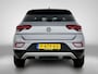 Volkswagen T-Roc 1.0 TSI Life | 115 PK | Digital Cockpit | Parkeersensoren | Navigatie | Park Assist | Navi by Shop | Apple Carplay | Android Auto |