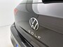 Volkswagen Golf 1.0 TSI Life | 110PK | Digital Cockpit | Keyless Start | Parkeersensoren | Navigatie | Airco | All Season Banden | LED