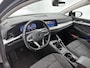 Volkswagen Golf 1.0 TSI Life | 110PK | Digital Cockpit | Keyless Start | Parkeersensoren | Navigatie | Airco | All Season Banden | LED