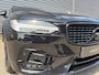 Volvo V90 D5 AWD R-Design / 18" Dark Velgen / Sport stoelen / 360º Camera / Harman Kardon Premium /