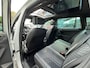 Volkswagen Tiguan 1.4 TSI eHybrid 245PK DSG R-Line Business+ / Digital Cockpit Pro / Matrix-Led Verlichting / Panoramadak / Getint Glas / Stoel & Stuurwielverwarming / 20''LMV / VW