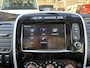 Renault Trafic 1.6 dCi T29 L2H2 Airco Navigatie Telefoonvoorbereiding Cruise controle 7-Persoons Omvormer Parkeerhulp achter Verlengde wielbasis 1e eigenaar Euro 6 Btw en Bpm vrij voor particulier gebruik !! Ex overheidsaut