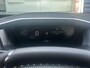 Peugeot 2008 1.2 Hybrid 145 GT | Panoramadak | All Seasonbanden | Sfeerverlichting | Apple Carplay/Android Auto | Climate Control | Cruise Control | Parkeercamera/-sensoren |