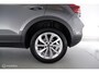 Volkswagen T-Roc 1.5 TSI 150pk Automaat Business led|nav|cam|dab|tel|acc|lmv17