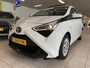 Toyota Aygo 1.0 VVT-i x-play cabrio | Airco | Achteruitrijcamera | Apple Carplay/Android Auto |