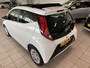 Toyota Aygo 1.0 VVT-i x-play cabrio | Airco | Achteruitrijcamera | Apple Carplay/Android Auto |