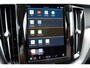 Volvo XC60 T6 Automaat Plus Dark | 360 Graden Camera | Trekhaak | Parkeersensoren | Verwarmbare Voor- En Achterstoelen | Apple Carplay/Android Auto | Navigatiesysteem | Panoramadak | Electronic Climate Control | Draadloze Telefoonlader | Rijstrooksensor Met Correctie | Verwarmbaar Stuurwiel | Keyless Entry