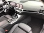 BMW 3-Serie Touring 330e Business Edition Plus I 293PK I Camera I Trekhaak I Ambiente I Full Led I Stoel & Stuurverw. I Half/Leder