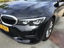 BMW 3-Serie Touring 330e Business Edition Plus I 293PK I Camera I Trekhaak I Ambiente I Full Led I Stoel & Stuurverw. I Half/Leder