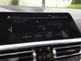 BMW 3-Serie Touring 330e Business Edition Plus I 293PK I Camera I Trekhaak I Ambiente I Full Led I Stoel & Stuurverw. I Half/Leder