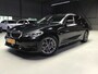 BMW 3-Serie Touring 330e Business Edition Plus I 293PK I Camera I Trekhaak I Ambiente I Full Led I Stoel & Stuurverw. I Half/Leder
