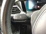 BMW 3-Serie Touring 330e Business Edition Plus I 293PK I Camera I Trekhaak I Ambiente I Full Led I Stoel & Stuurverw. I Half/Leder