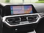 BMW 3-Serie Touring 330e Business Edition Plus I 293PK I Camera I Trekhaak I Ambiente I Full Led I Stoel & Stuurverw. I Half/Leder