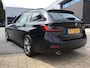 BMW 3-Serie Touring 330e Business Edition Plus I 293PK I Camera I Trekhaak I Ambiente I Full Led I Stoel & Stuurverw. I Half/Leder