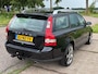 Volvo V50 2.4 Elan ECC Audio/CD Leder/stof LMV 18" Cruisecontrol ABS TCS ESP EBD Dakrails Trekhaak Dealeronderhoud Nieuwe Apk!