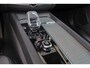 Volvo XC60 T6 Recharge AWD Plus Black Edition - LONG RANGE - Luchtvering - Panorama/schuifdak - IntelliSafe Assist & Surround - 360º Camera - Harman/Kardon audio - Adaptieve LED koplampen - Verwarmde voorstoelen, stuur & achterbank - Parkeersensoren voor & achter - Elektr. bedienb. voorstoelen met geheugen - Head up display - Draadloze tel. lader - 21' LMV