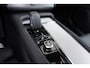 Volvo XC90 T8 Recharge AWD Ultra Bright - LONG RANGE - Panorama/schuifdak - IntelliSafe Assist & Surround - Harman/Kardon audio - Adaptieve LED koplampen - Parkeercamera achter - Verwarmde voorstoelen, stuur & achterbank - Parkeersensoren voor & achter - Elektr. bedienb. voorstoelen met geheugen - Draadloze tel. lader - 20' LMV