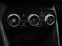 Dacia Jogger TCe 100 Bi-Fuel Extreme 5p. / DEALER ONDERHOUDEN / CAMERA / CRUISE / CLIMATE / KEYLESS / PDC A / PRIVACY GLASS / APPLE CARPLAY / ANDROID AUTO / DAB / 16'' LMV