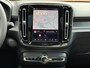 Volvo XC40 B4 Plus Black Edition | Panoramadak | 20 inch lichtmetalen velgen | Harman Kardon | Demo | Stoel- / stuurwielverwarming | 360 graden camera