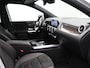Mercedes-Benz B-klasse 180 Business Solution AMG | Wegkl. trekhaak | Panoramadak | Apple CarPlay/Android Auto |