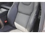 Volvo XC60 T6 350PK Automaat Plug-in hybrid AWD Plus Dark Apple Carplay / Adaptive cruise control / Panorama dak / Elektrisch bedienbare bestuurderstoel met geheugen / Keyless Entry / Elektrische achterklep