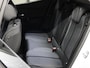 Peugeot 2008 1.2 Hybrid 136PK Allure | NIEUW!! | AUTOMAAT | AppleCarPlay/AndroidAuto | Climate Control | Adaptive Cruise Control | 360'Camera | FULL LED | Navigatie | Stoelverwarming | LMV | Parkeersensoren | Privacy Glass | Isofix |
