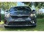 Kia ProCeed 1.4 T-GDI 140PK GT-Line Aut. | Schuif/Kanteldak | Navigatie | Camera | Adapt. Cruise | Sportstoelen | Stoel/Stuurverw. | LMV 17 Inch